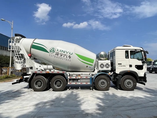 凌宇混动搅拌车