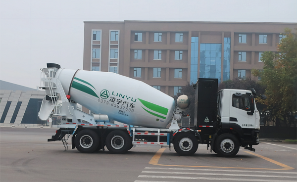 凌宇充换电一体式搅拌车