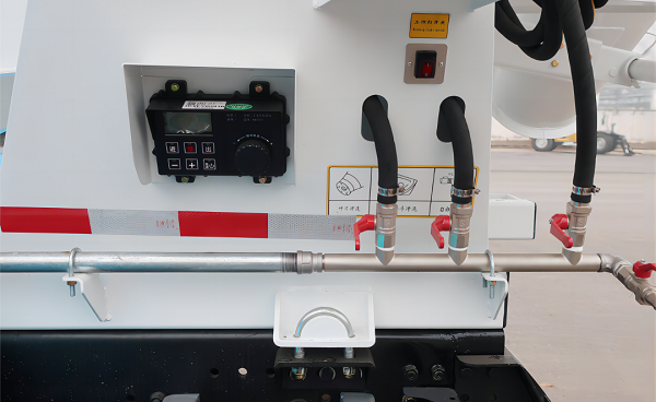 凌宇充换电一体式搅拌车